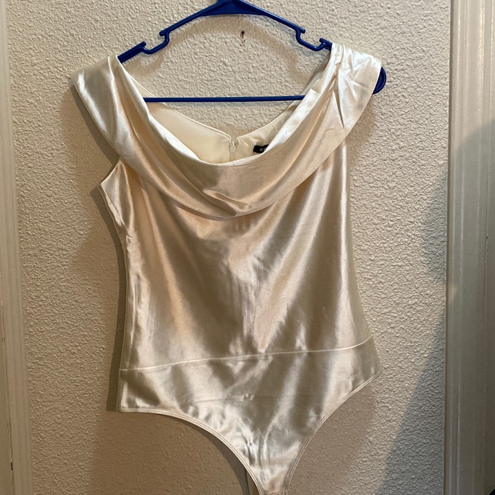 Express off the shoulder thong Bodysuit Size XS
